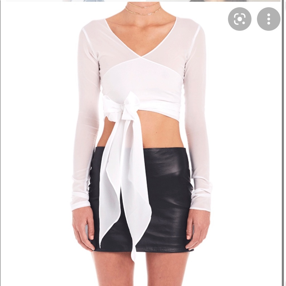 Areyouami Isabeli Wrap Crop Top/Blouse